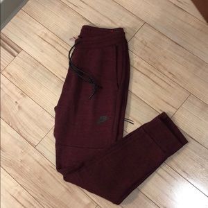 Nike tech joggers